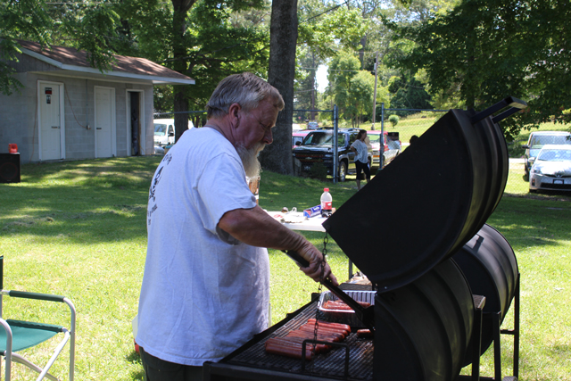 Friends &
                                                    Family at the Annual
                                                    Cookout